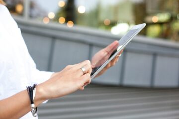 Nasce Arianna, assistente digitale INPS: la tecnologia aiuta ma sono le parole a fare la differenza